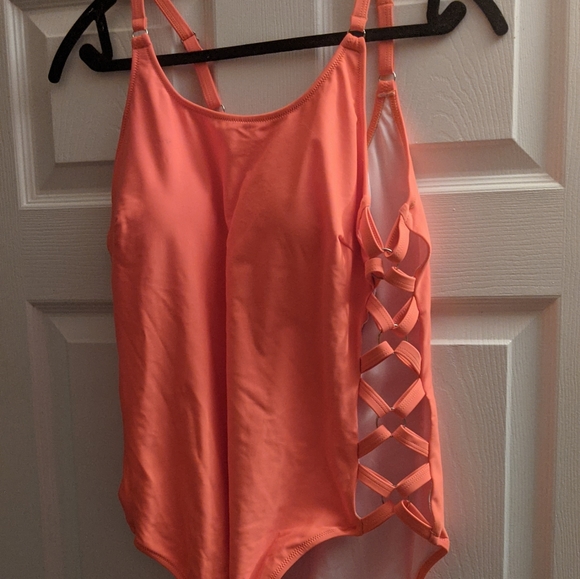 Tempt Me swimsuit - Picture 3 of 4